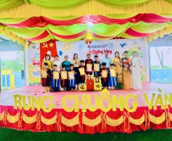 RỘN RÀNG NGÀY HỘI "RUNG CHUÔNG VÀNG" TẠI TRƯỜNG MẦM NON KỲ LIÊN