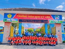 Trường Mầm non Kỳ Liên ra mắt mô hình “Cổng trường an toàn giao thông”