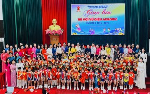 ĐỘI THI AEROBIC MẦM NON PHƯỜNG HOÀNH SƠN THỂ HIỆN XUẤT SẮC TRONG CHƯƠNG TRÌNH GIAO LƯU AEROBIC CỤM CHUYÊN MÔ SỐ 1