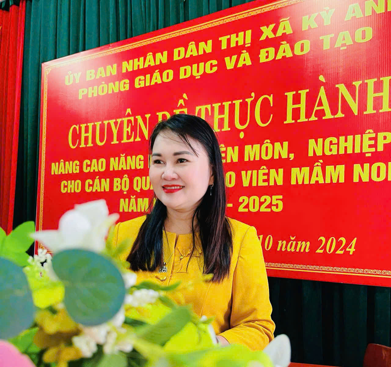 Cô giáo: NguyễnThị Tường Vân phát biểu chỉ đạo