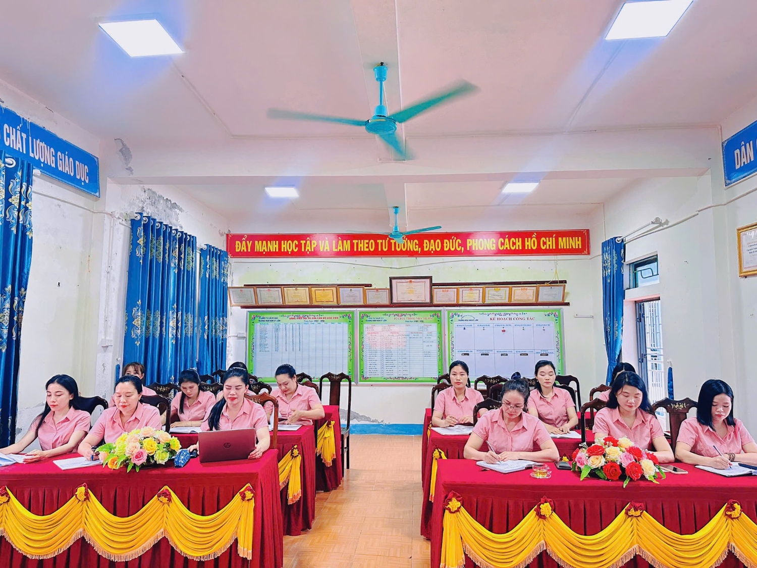 CHI BỘ TRƯỜNG MẦM NON KỲ LIÊN TỔ CHỨC SINH HOẠT CHUYÊN ĐỀ QUÝ I NĂM 2026