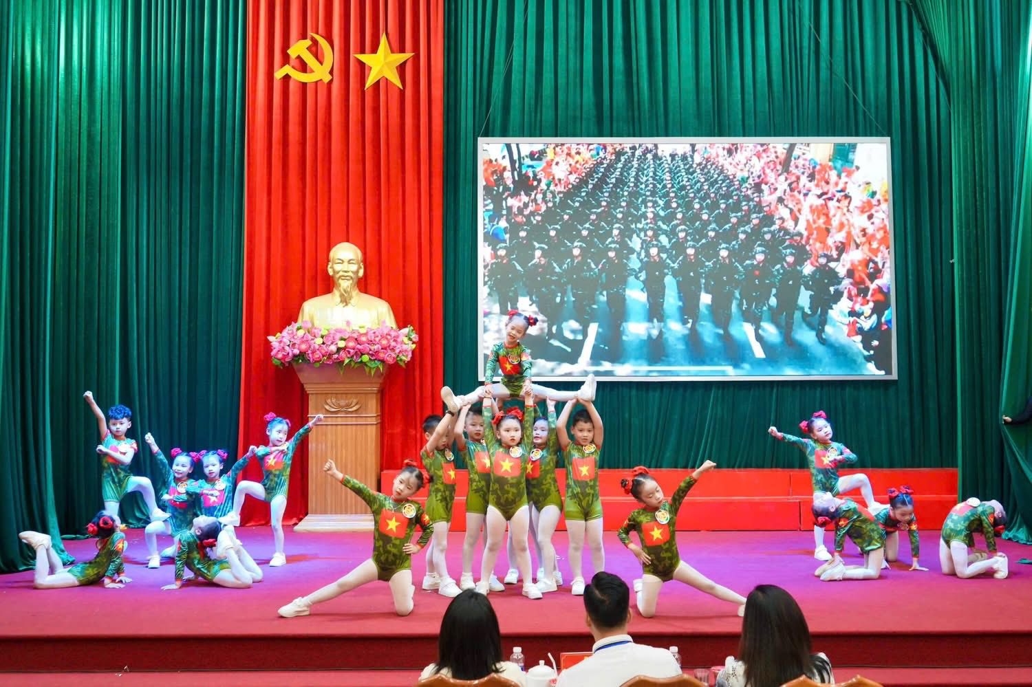 668482432 122164113188950601 3024425520020990416 n